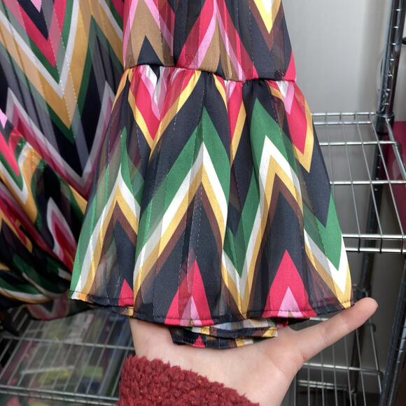 Macy’s INC Women’s Rainbow Chevron Top Size 2X Flowy Billowy Colorful Bohemian - Picture 9 of 11